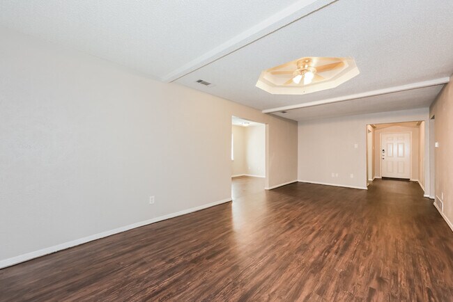 Foto del edificio - 10424 Muskogee Dr