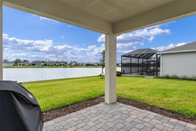 Foto del edificio - 6121 Blue Pond Wy