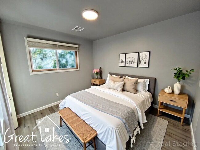 Foto del edificio - Beautiful 2 Bedroom 1 Bathroom now availab...