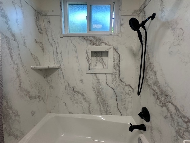 Foto principal - 16437 Woodruff Ave
