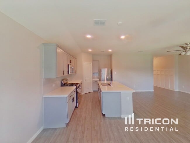 Building Photo - 791 Bayberry Ln