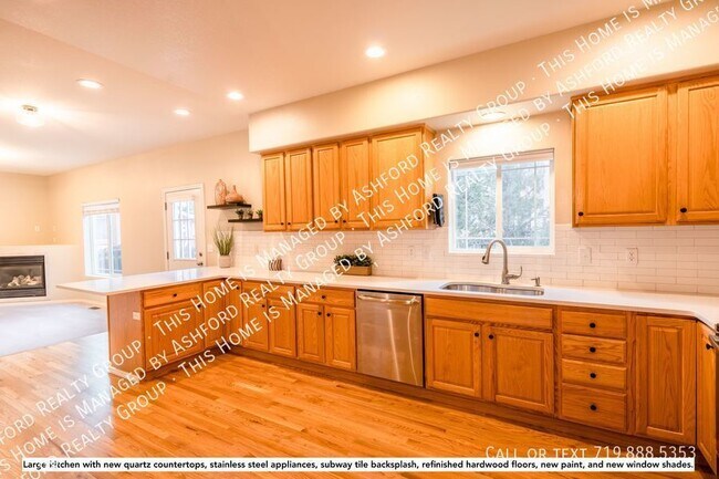 Foto del edificio - 5731 Wells Fargo Drive