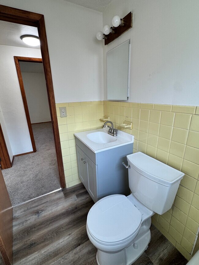 Foto del edificio - 351 N Balph Ave