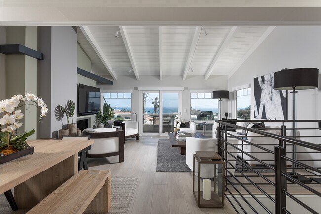 Building Photo - 2520 Seaview Ave