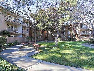 Building Photo - 38500 Paseo Padre Pky