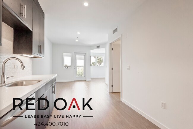 Foto del edificio - 11405 Chandler Blvd