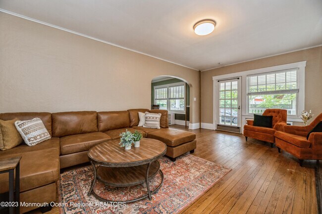 Foto del edificio - 102 Hoover Rd