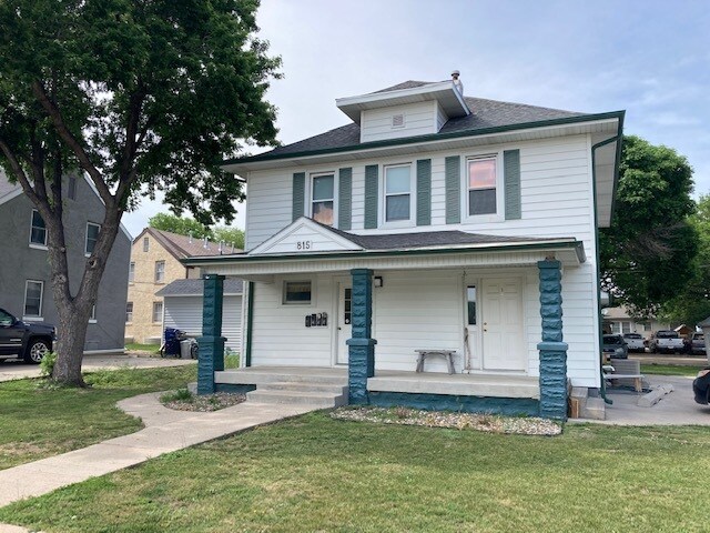 Foto principal - 815 W 26th St
