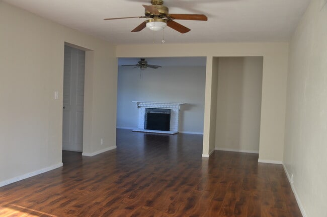 Building Photo - 3576 Yellowstone Ct