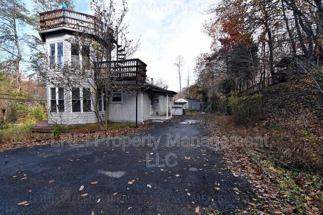 Building Photo - 3279 Kentucky 44 W