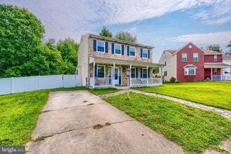 Building Photo - 7 Crestview Garth
