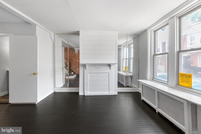 Foto del edificio - 2341 Watkins St