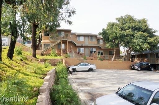 Primary Photo - 2 br, 1 bath Apartment - 4968 Auburn Dr Apt 3
