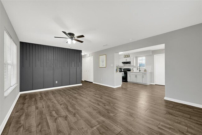 Foto del edificio - 4314 Rawley St