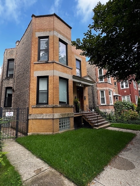 Building Photo - 2624 N Francisco Ave