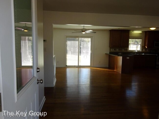 Building Photo - 2 br, 2 bath House - 6407 Fenwick Place