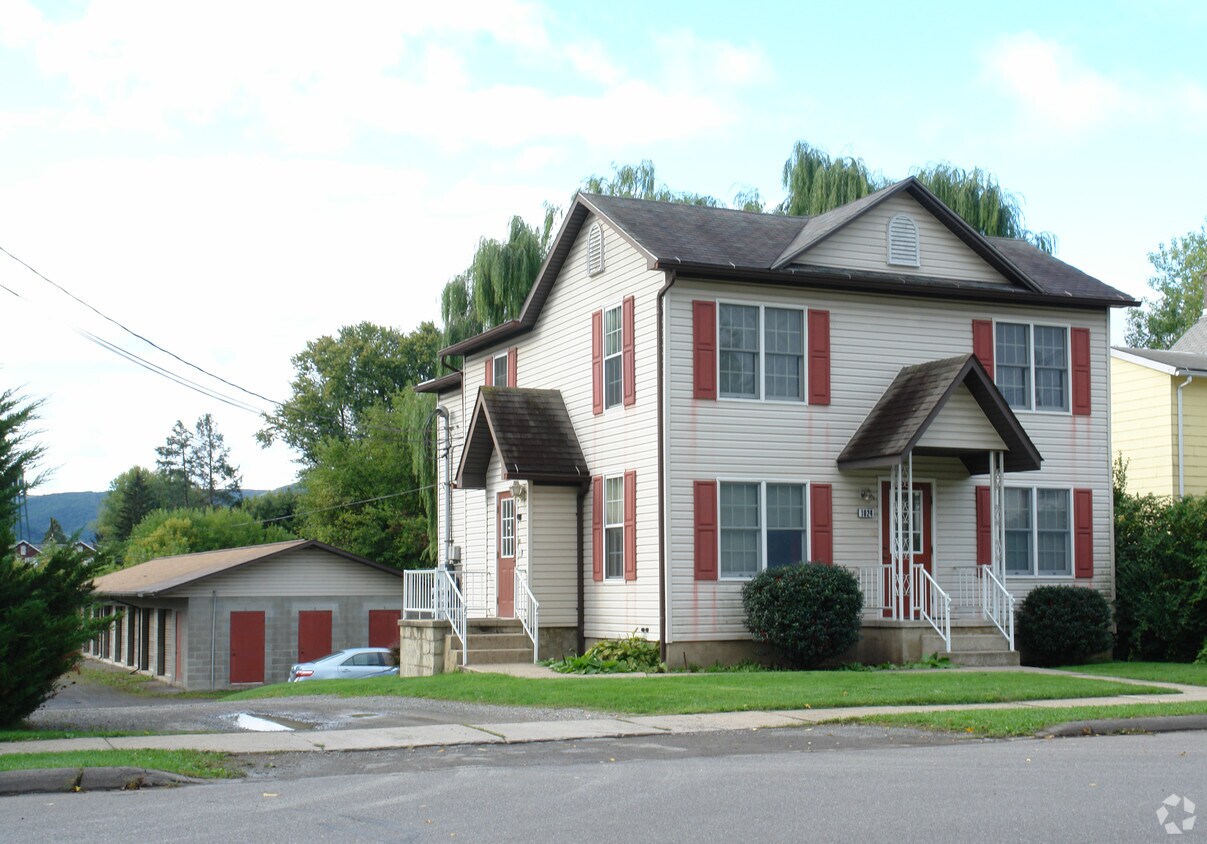 1024 Meade St, Williamsport, PA 17701 Apartments in Williamsport, PA
