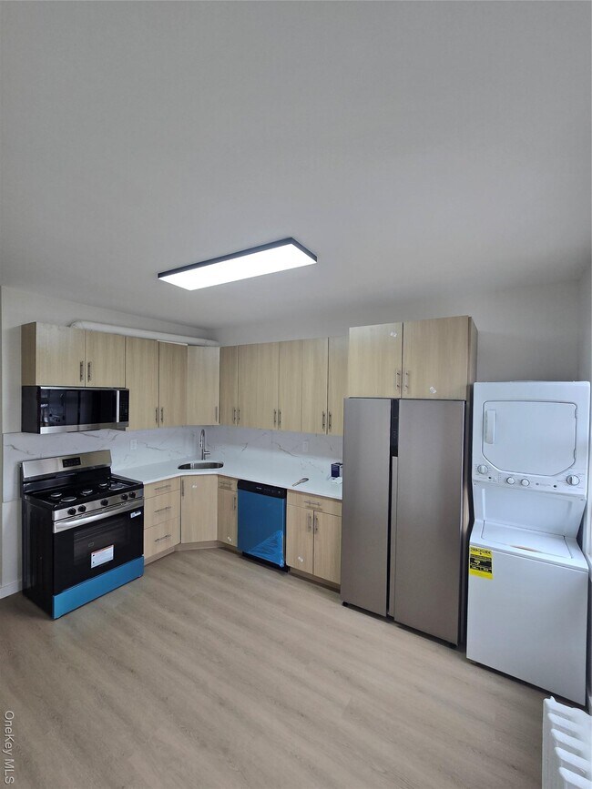 Foto del edificio - 112 Webster Ave