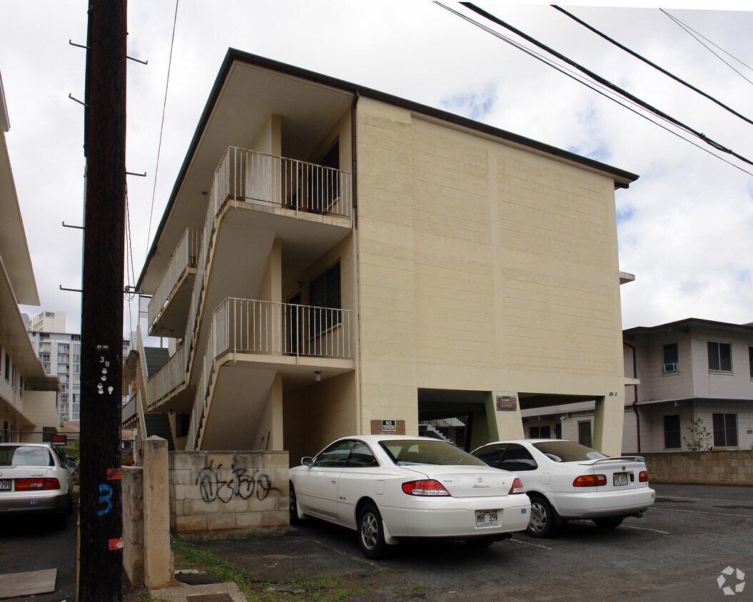 Building Photo - 2633 Nakookoo St