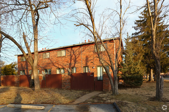 Foto del edificio - Morningside Townhomes