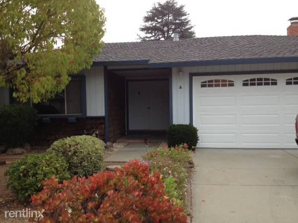 Building Photo - 10344 El Prado Way