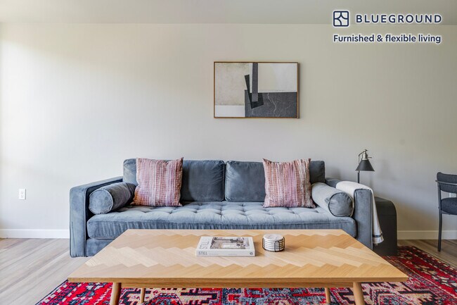 Foto del edificio - 101 Taylor Ave N