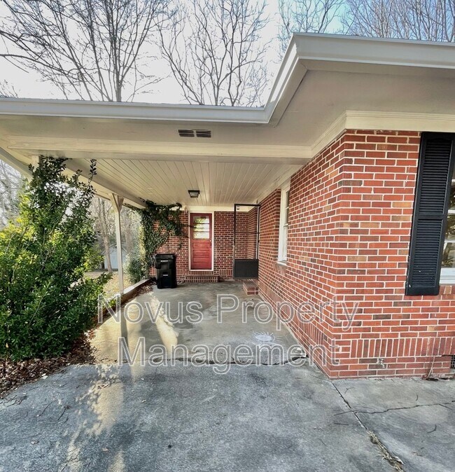 Foto del edificio - 425 Carrollton St