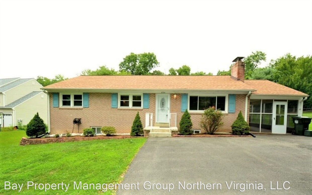 6724 Newington Rd, Lorton, VA 22079 House Rental in Lorton, VA