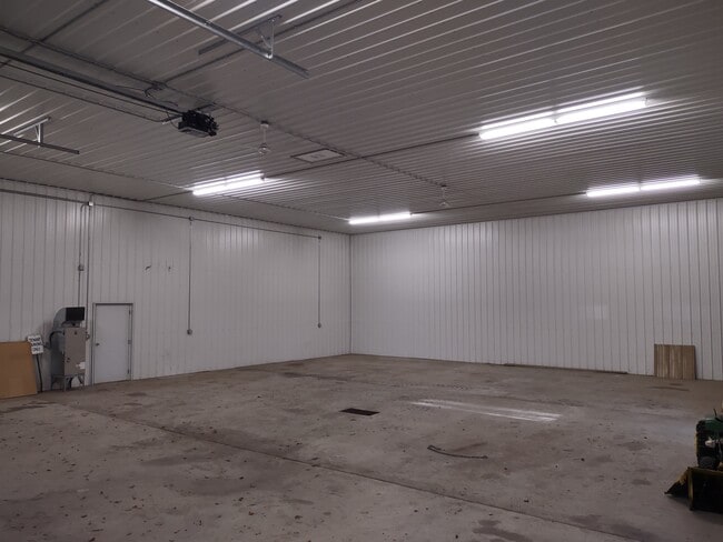 Building Photo - 2929 Air Haven Rd