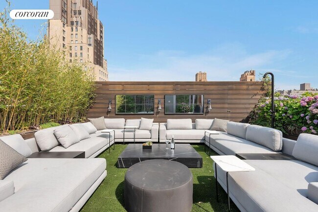 Foto del edificio - 246 W 17th St
