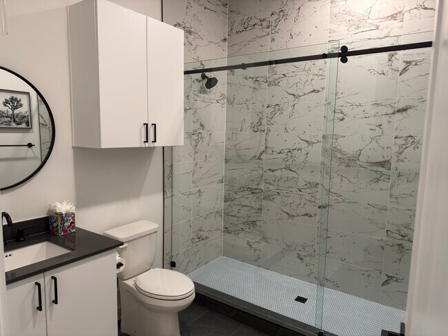 Building Photo - 2165 Gabriels Pl