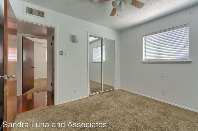 Foto del edificio - 4 br, 2 bath House - 7129 Orange Tree