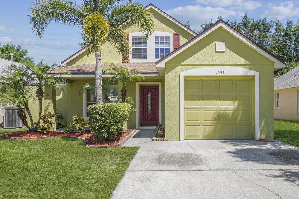 Foto principal - 1257 S Park Ave