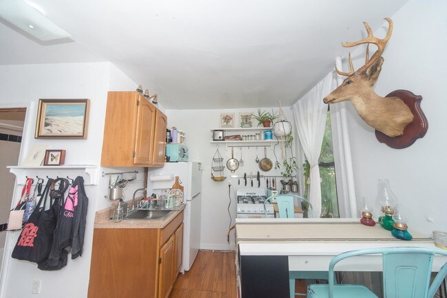 Building Photo - 255 Powers Street