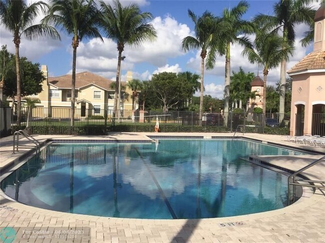 Foto del edificio - 2603 Belmont Ln
