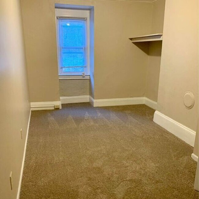 Foto del edificio - 2602 Spring Garden Ave