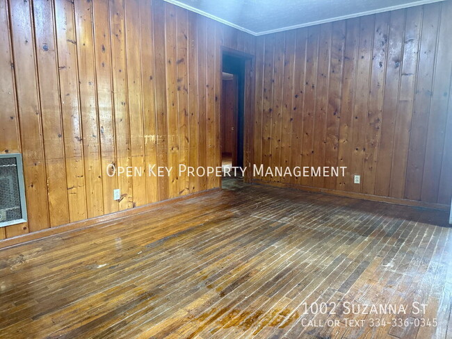 Foto del edificio - 1002 Suzanna St