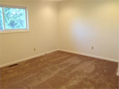 Building Photo - 2801 Chesterfield Ave