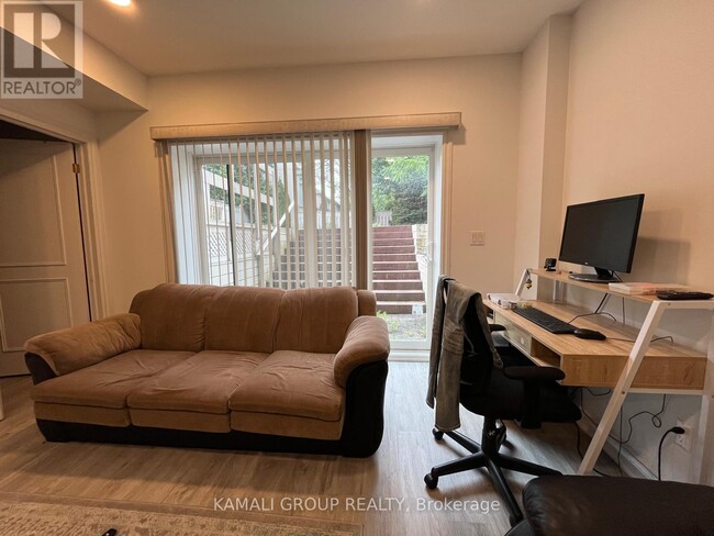 Building Photo - 236 McKee Ave