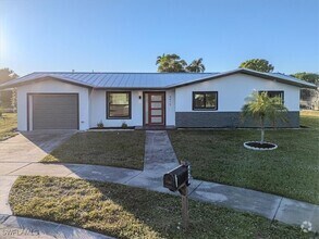 Building Photo - 4419 N Bay Cir