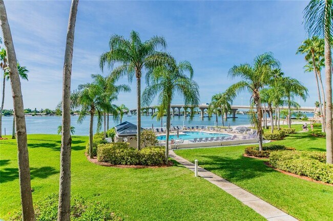 Foto del edificio - 5901 Bahia Del Mar Cir
