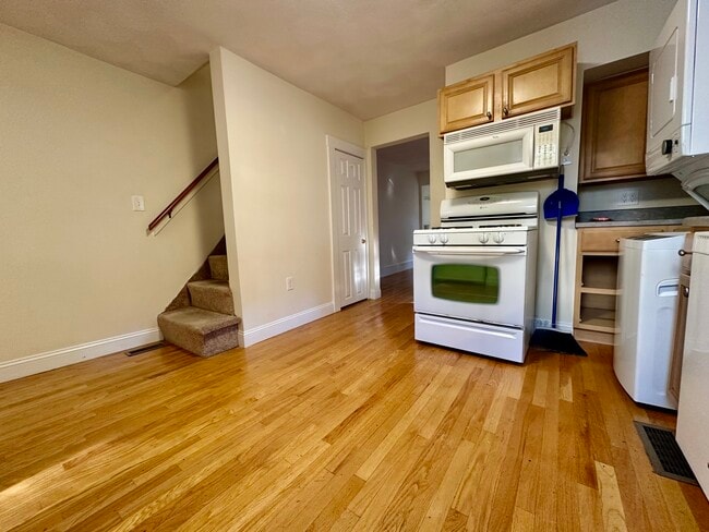 Building Photo - 7 Rifle Ct