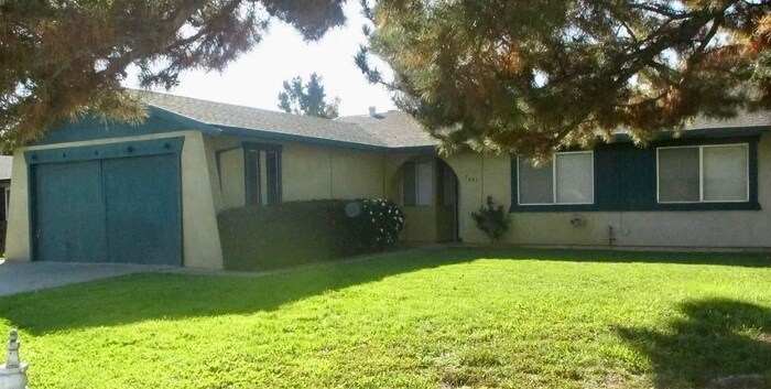 Primary Photo - Charming 3 bedroom 2 bathroom home in Citr...