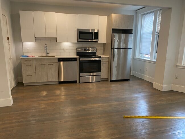 Building Photo - 129 Jersey St