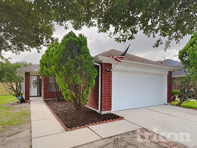 Building Photo - 1016 Deerpass Dr