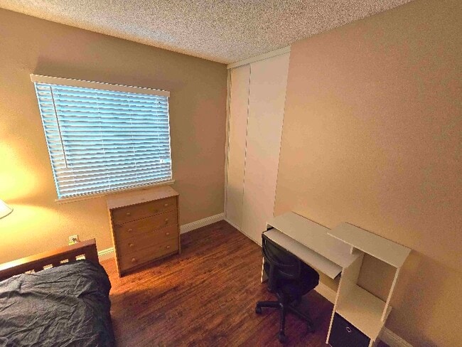 Photo - 22768 Scotia Ln House