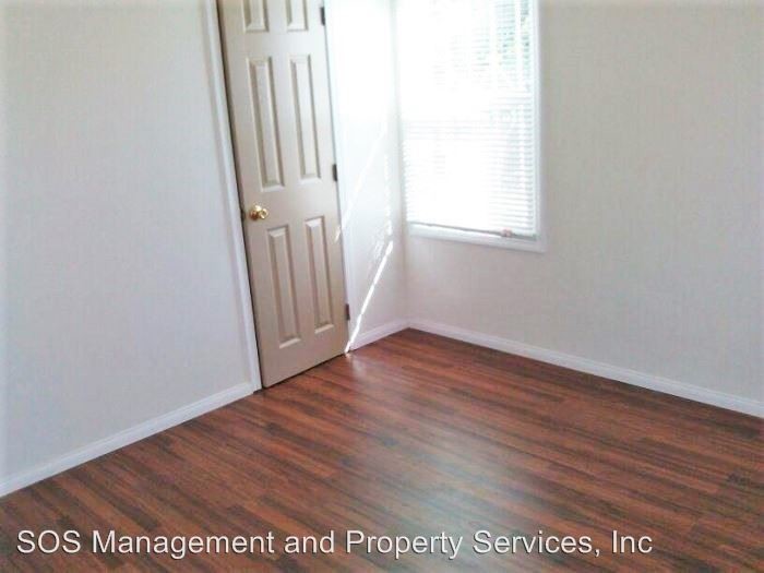Foto principal - 408 E 4th St