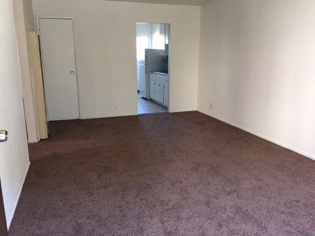 Primary Photo - 1079 81st Ave