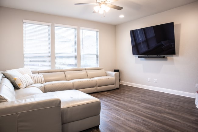 Building Photo - 3104 Maysilee St