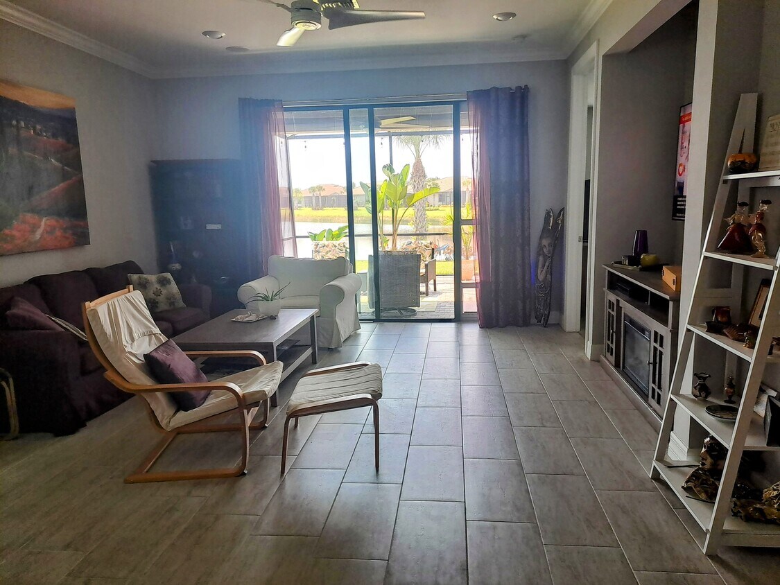 Foto principal - 12702 Oriago St